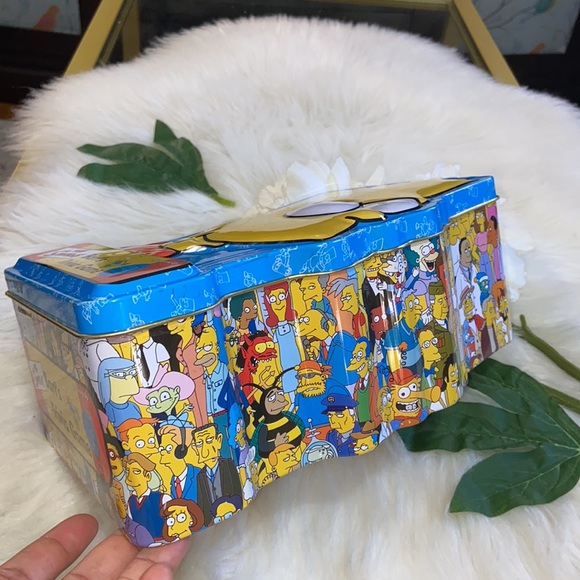 The Simpsons Bart's Trivia Game Collectible Bart Simpson Tin - Picture 7 of 15